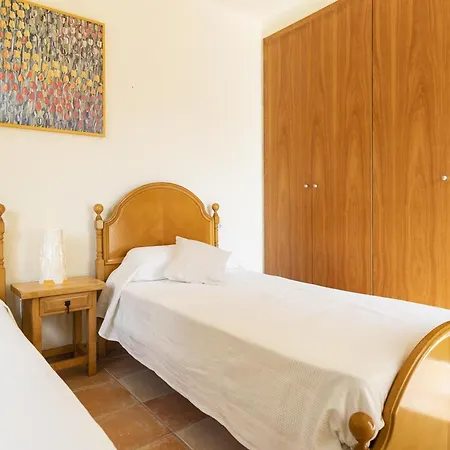 Casa Con Piscina Privada, Pista De Petanca Y Cerca De La Playa - Es-325-11