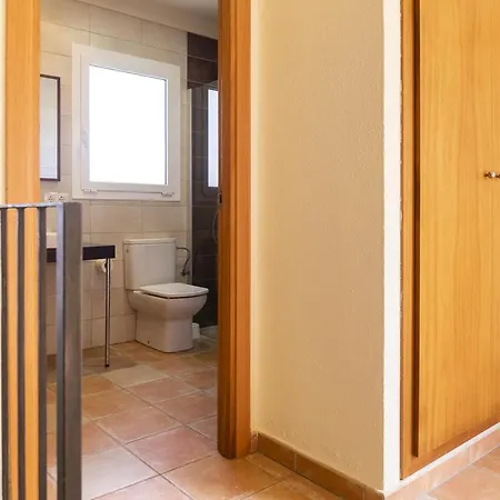 Casa Con Piscina Privada, Pista De Petanca Y Cerca De La Playa - Es-325-11